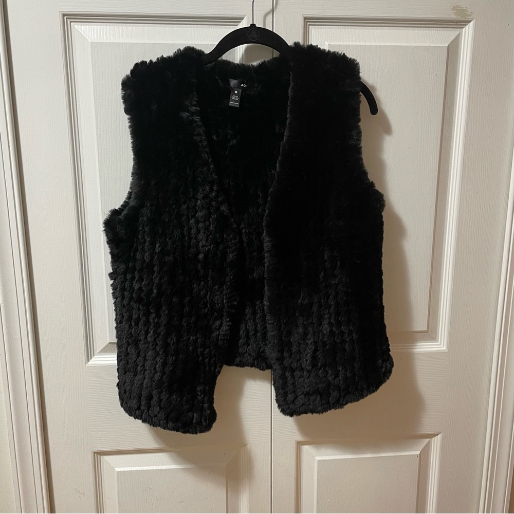 Aqua Faux Fur Womens Vest Size Small Very SOFT